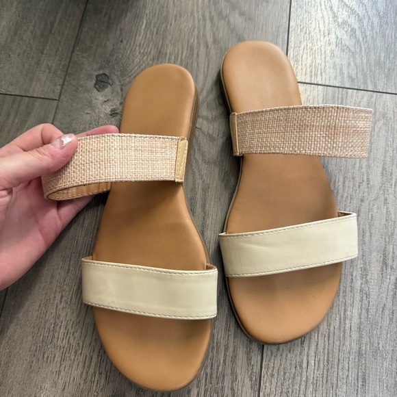 🦃5 for $25🦃 Lauren Conrad Sunstone Cream Neutral Two Strap Sandals - Picture 5 of 6